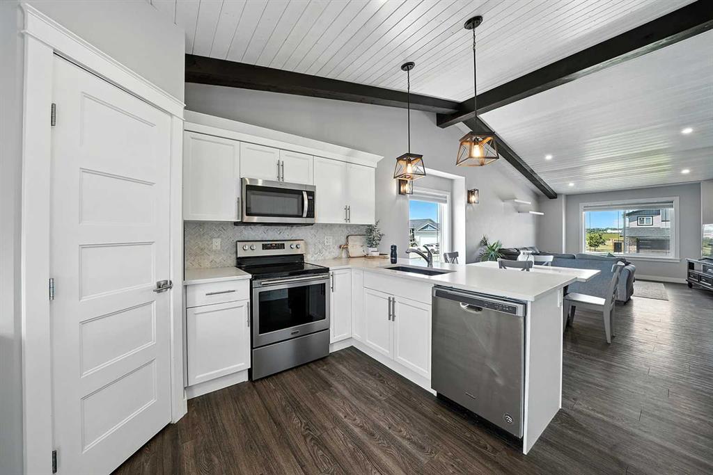 5 Mackenzie Avenue Property Photo 5