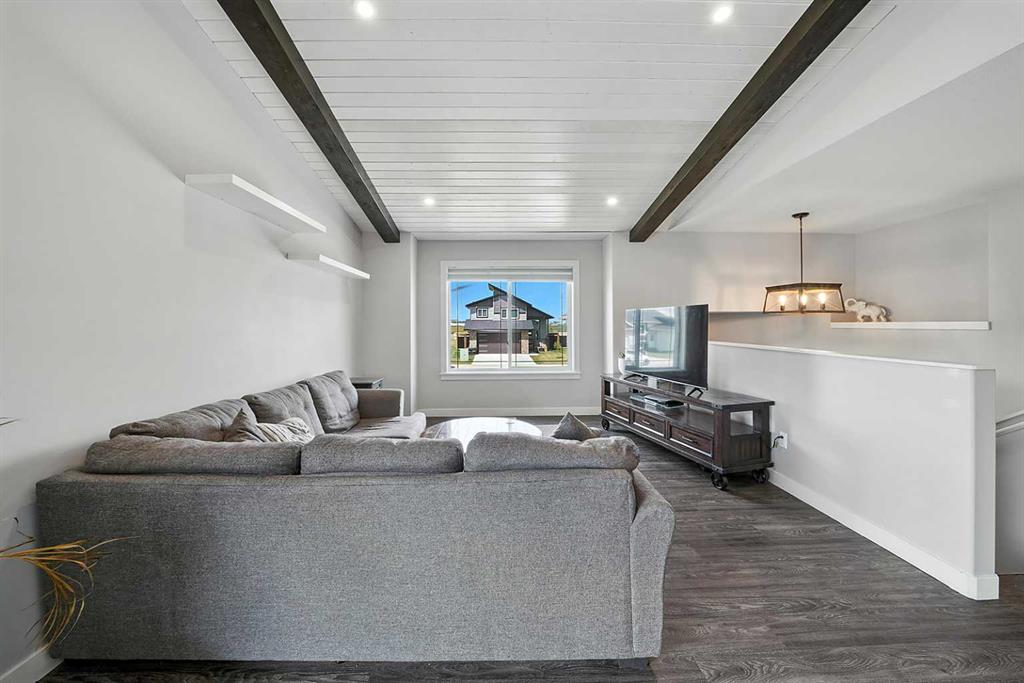 5 Mackenzie Avenue Property Photo 9