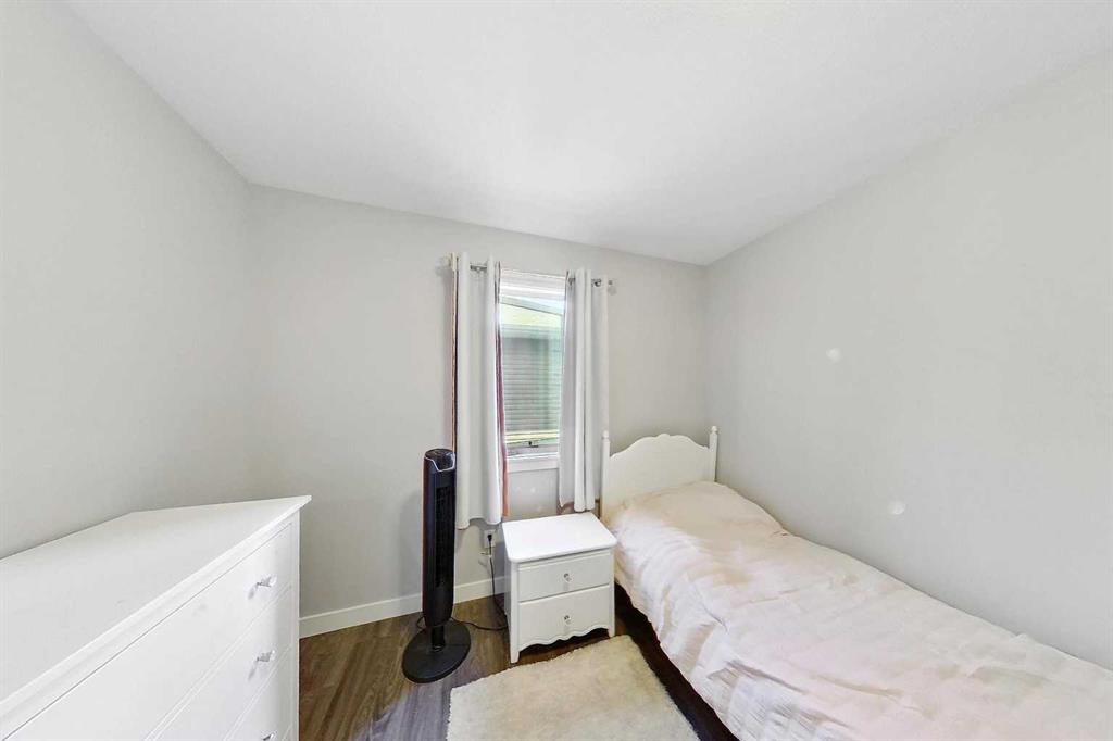 5 Mackenzie Avenue Property Photo 18