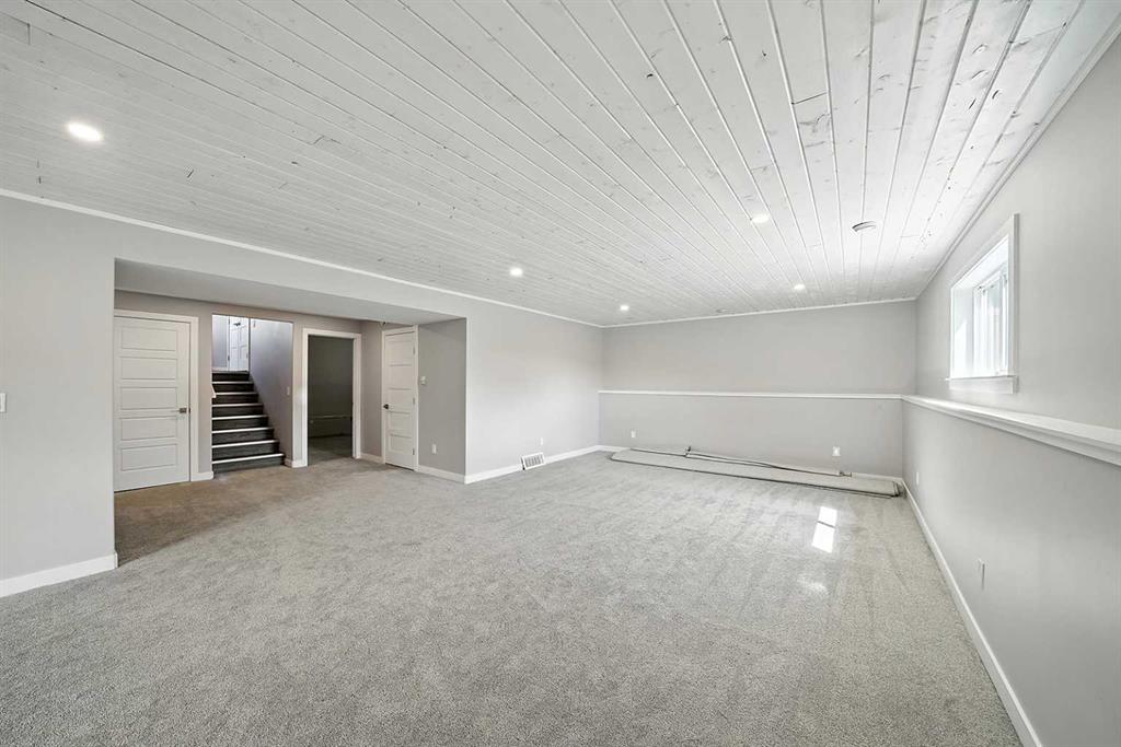 5 Mackenzie Avenue Property Photo 20