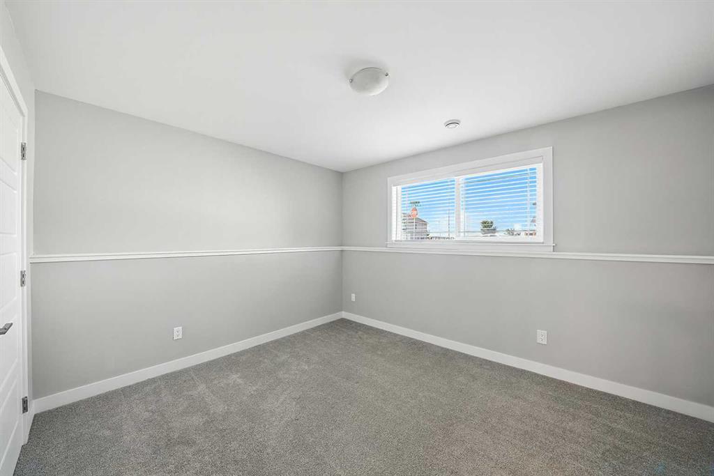 5 Mackenzie Avenue Property Photo 22