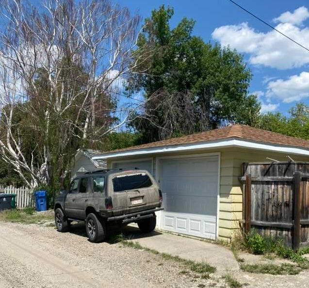 1036 12b Street Property Photo 3