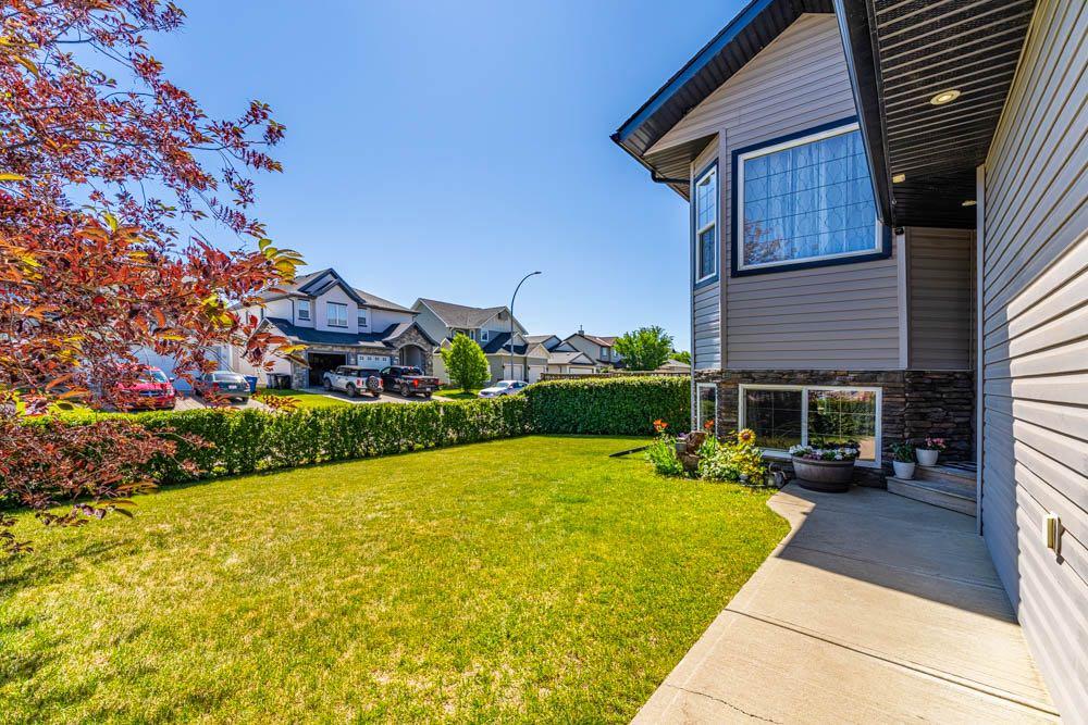 19 Dallaire Drive Property Photo 2