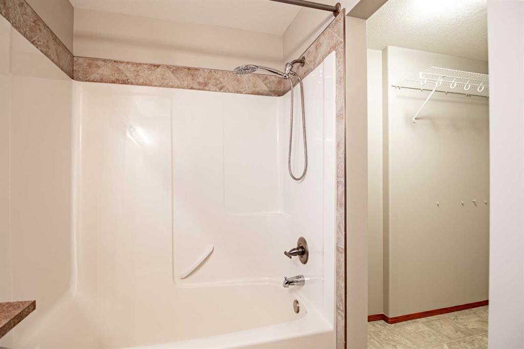 194 Jaspar Crescent Property Photo 24