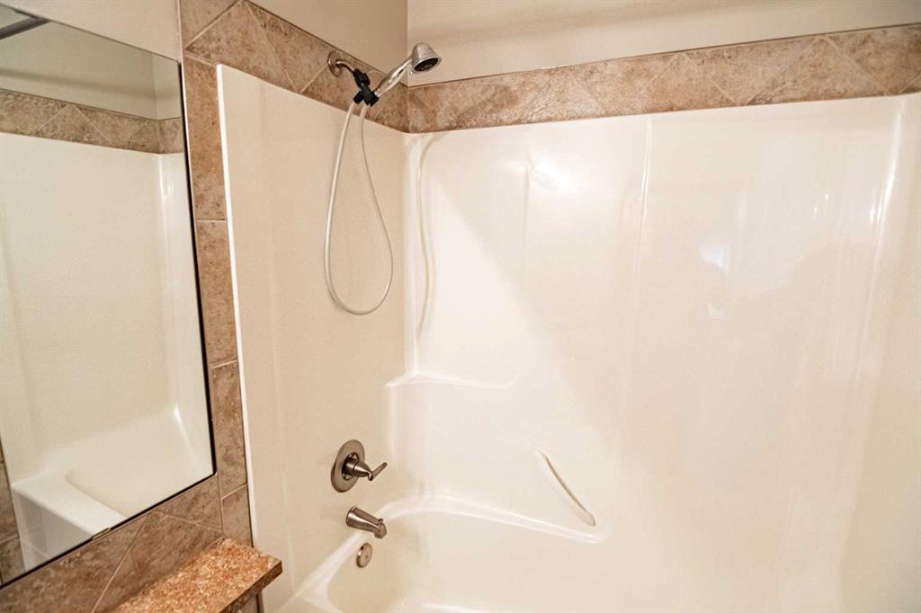 194 Jaspar Crescent Property Photo 32