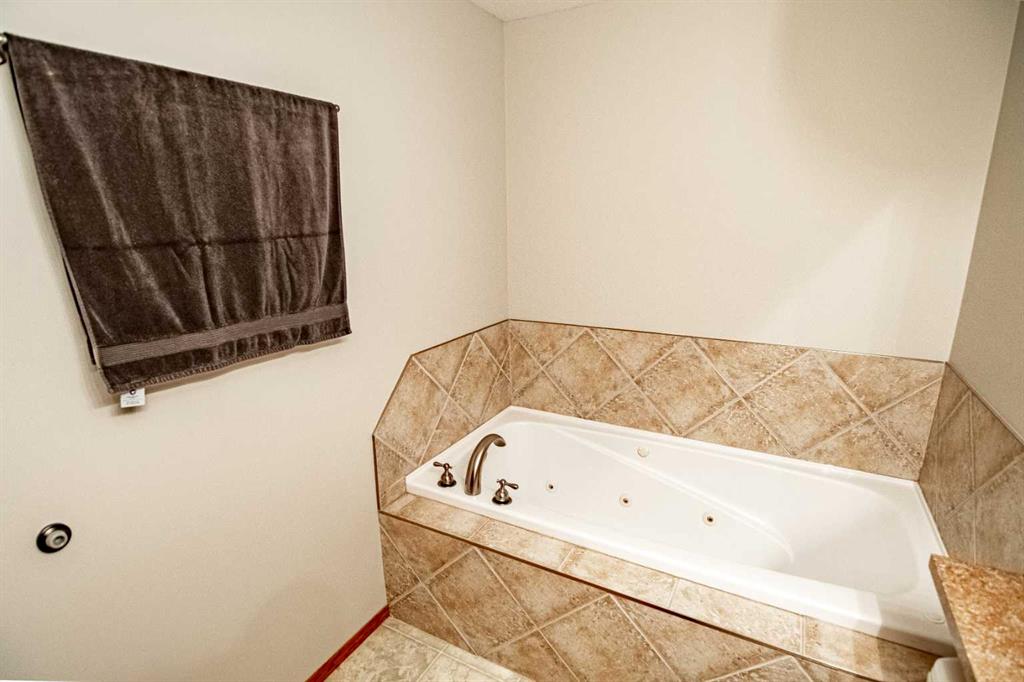 194 Jaspar Crescent Property Photo 40