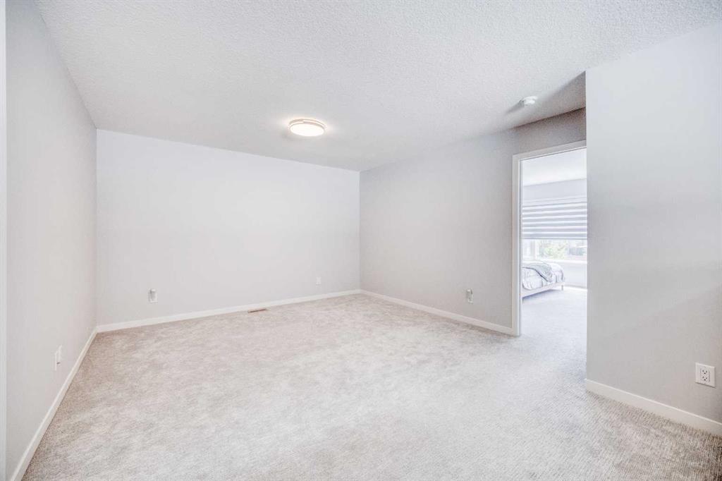 156 Ambleside Crescent Property Photo 14