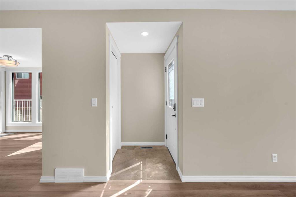15 Ranch Glen Drive Property Photo 4