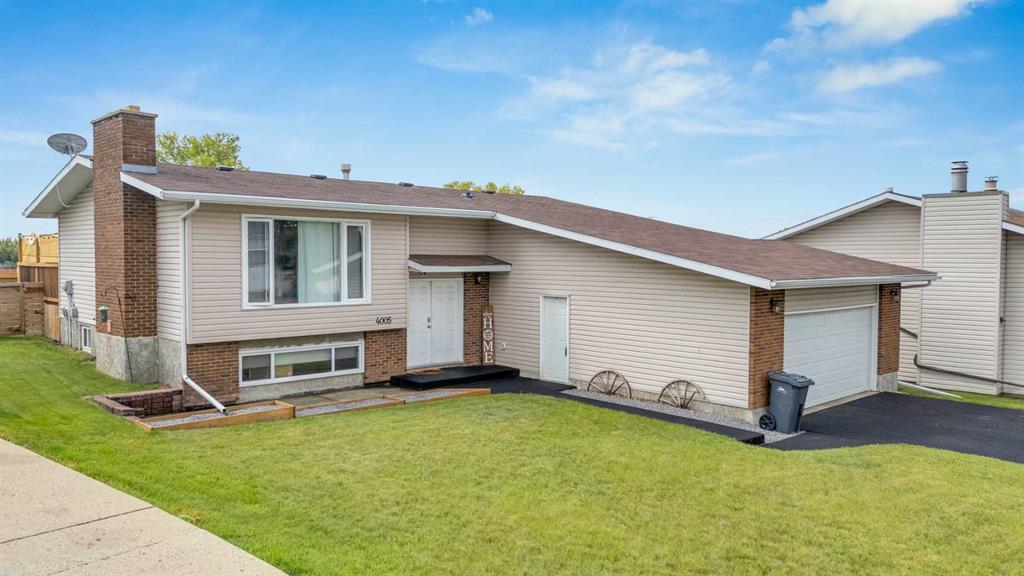 4005 39a Avenue Close Property Photo 1