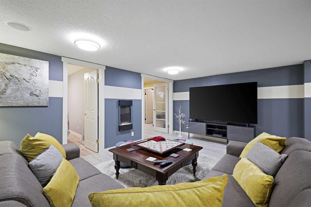 11 Springbank Mount Property Photo 33