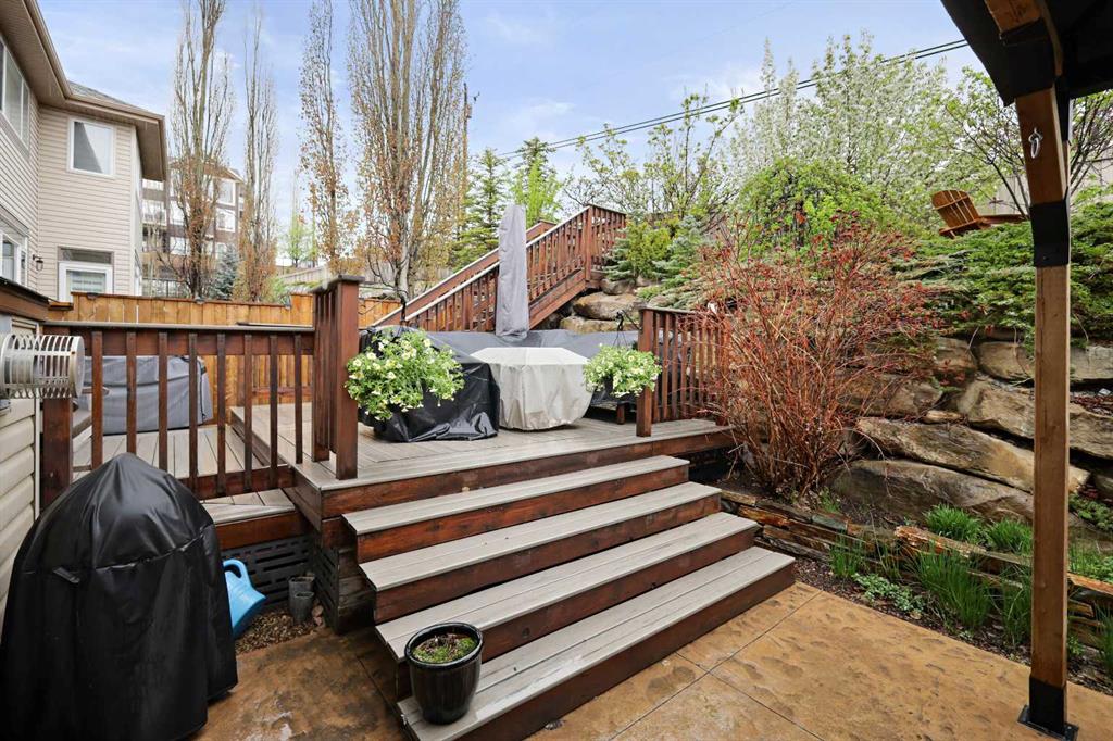 11 Springbank Mount Property Photo 37