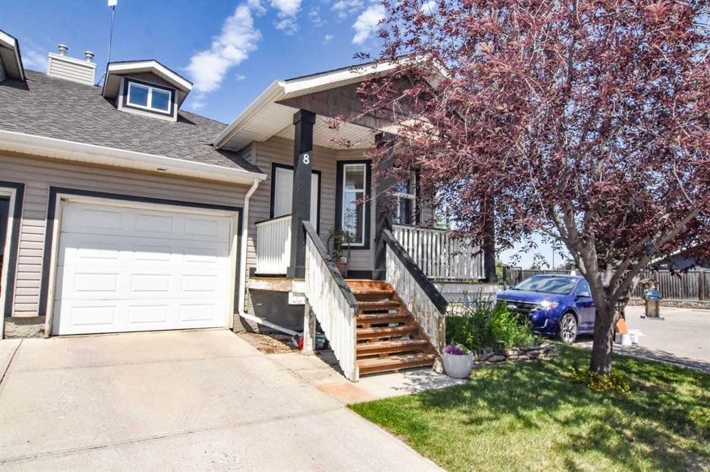 8 Van Horn Court Property Photo 1
