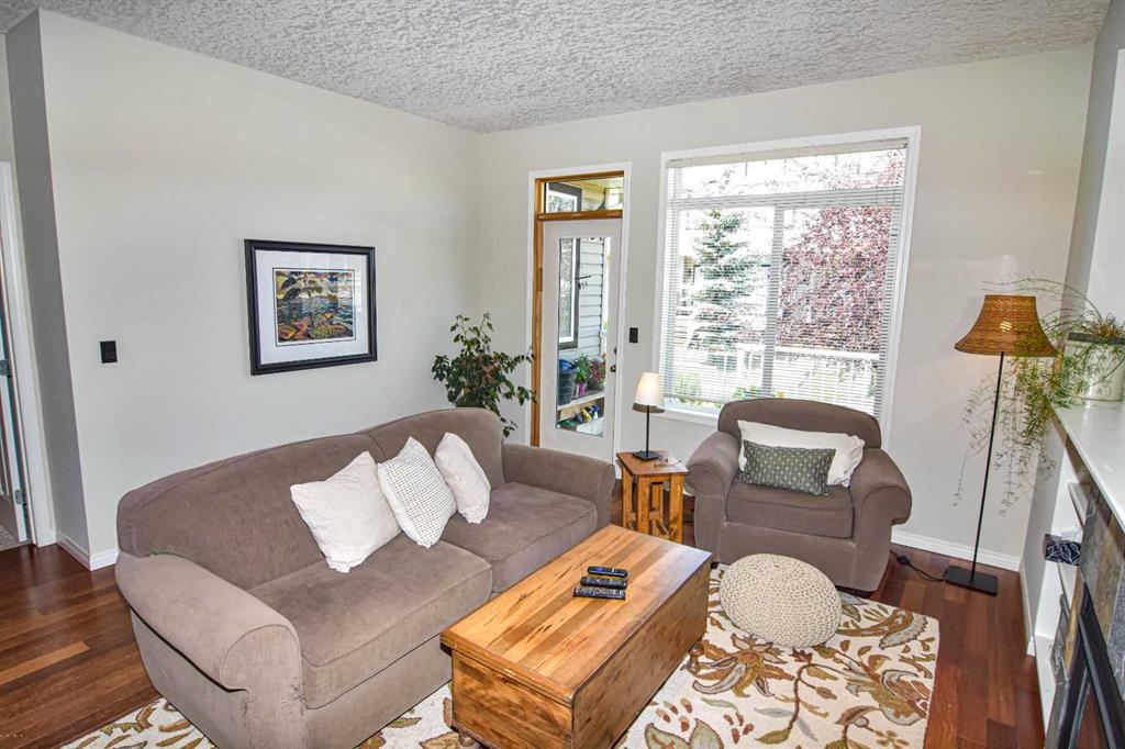 8 Van Horn Court Property Photo 8