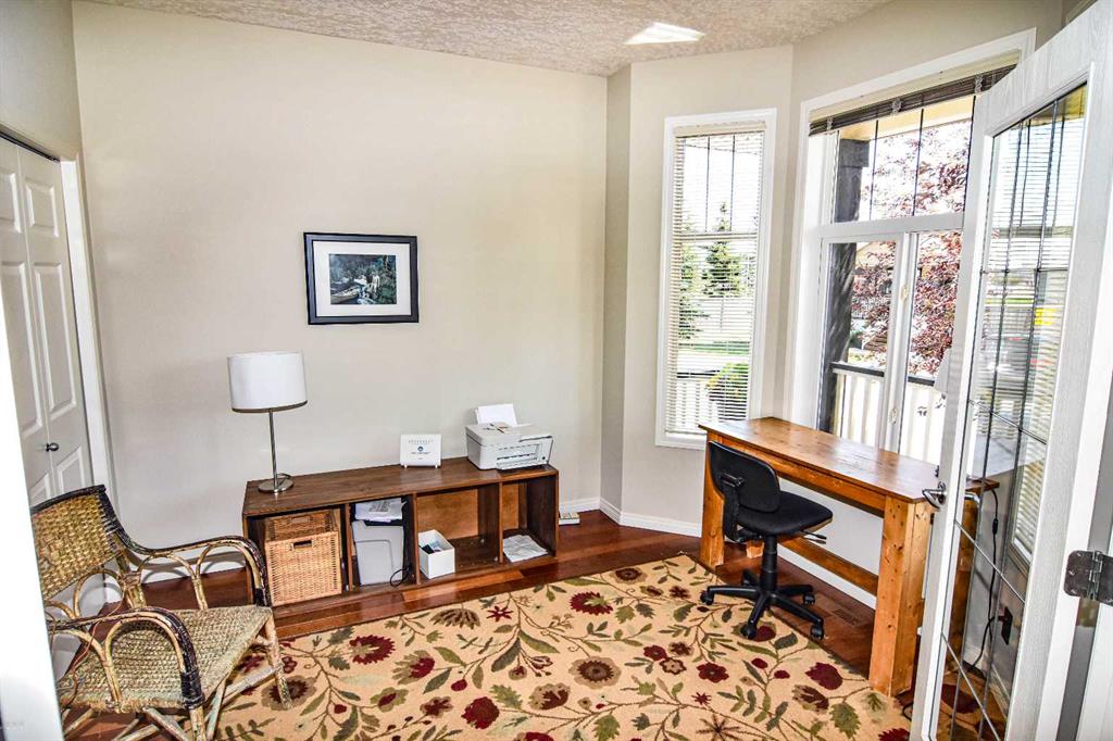 8 Van Horn Court Property Photo 10