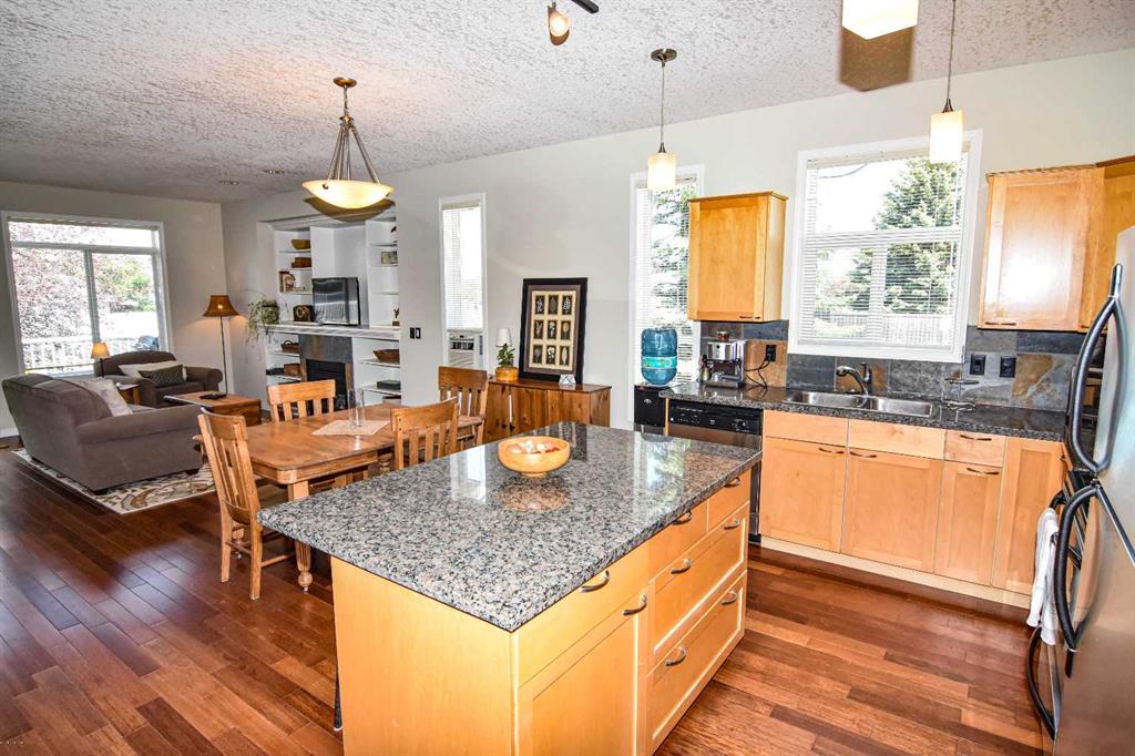 8 Van Horn Court Property Photo 14