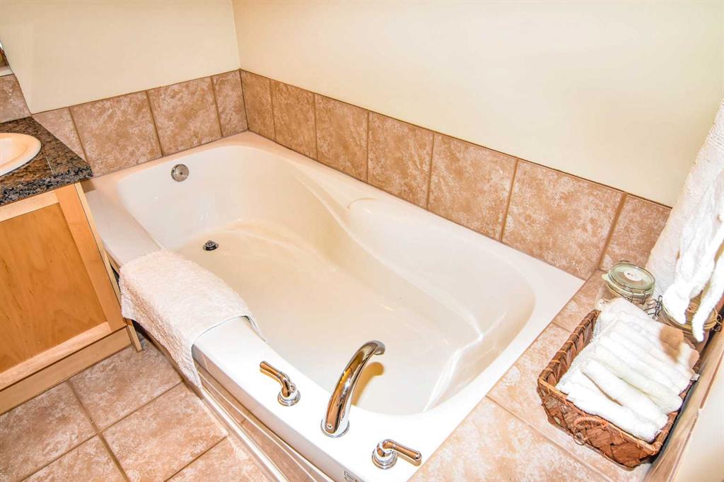 8 Van Horn Court Property Photo 22