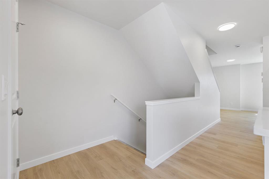 14 Park Lane Property Photo 4