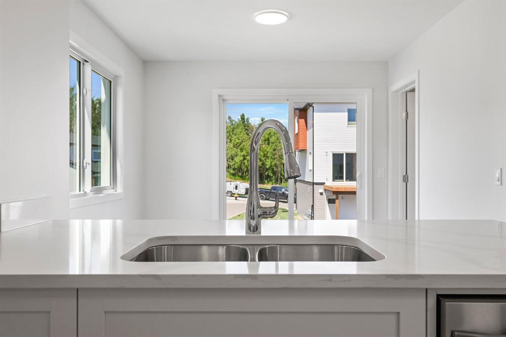 14 Park Lane Property Photo 12