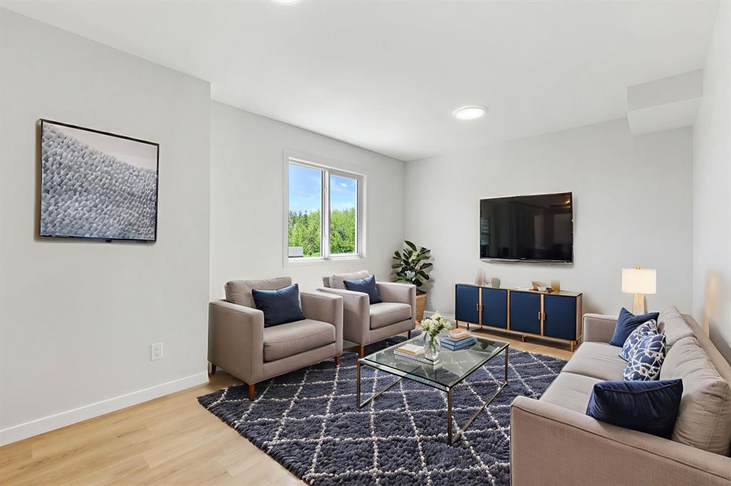 14 Park Lane Property Photo 15