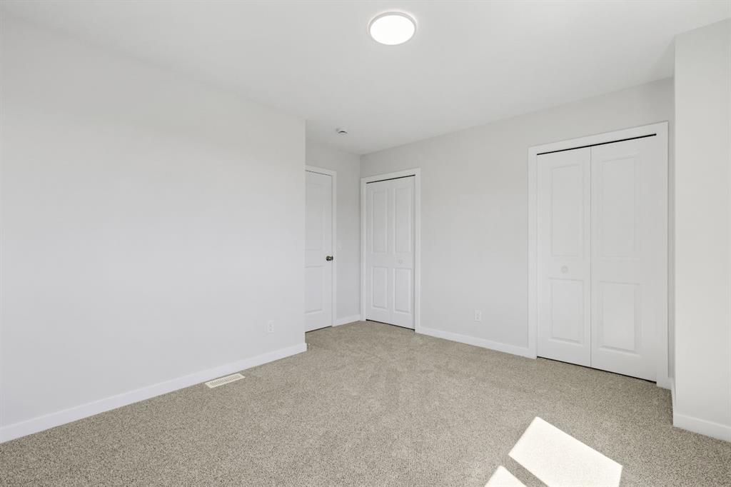 14 Park Lane Property Photo 19