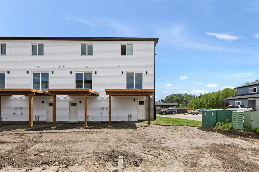 14 Park Lane Property Photo 27