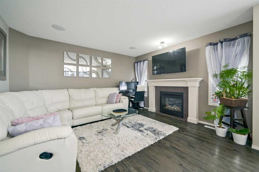 20 Bridlecrest Court Property Photo 5