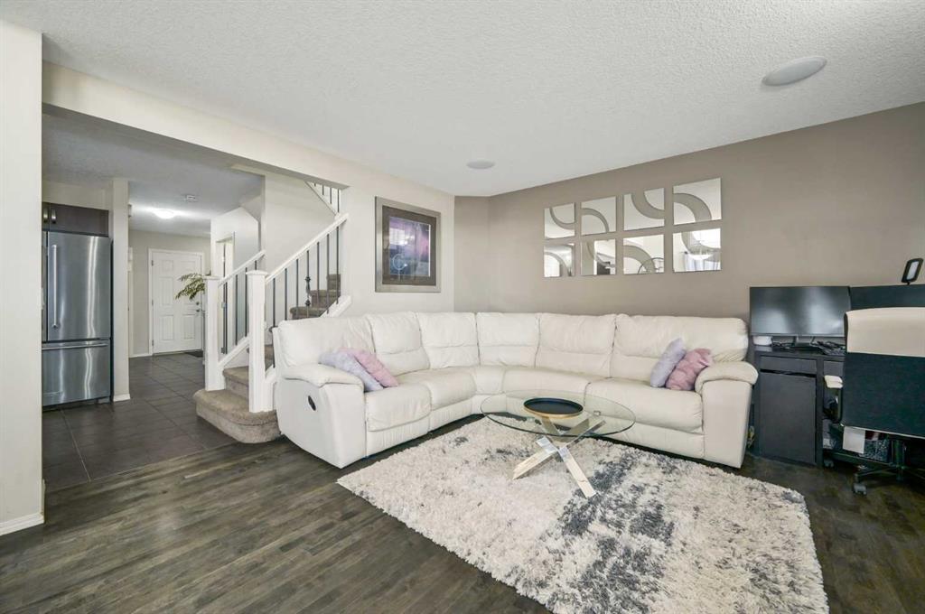 20 Bridlecrest Court Property Photo 6