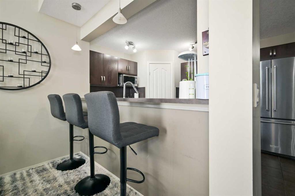 20 Bridlecrest Court Property Photo 9
