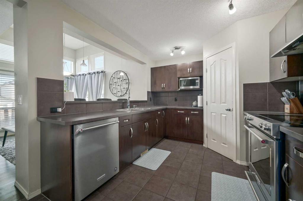 20 Bridlecrest Court Property Photo 11