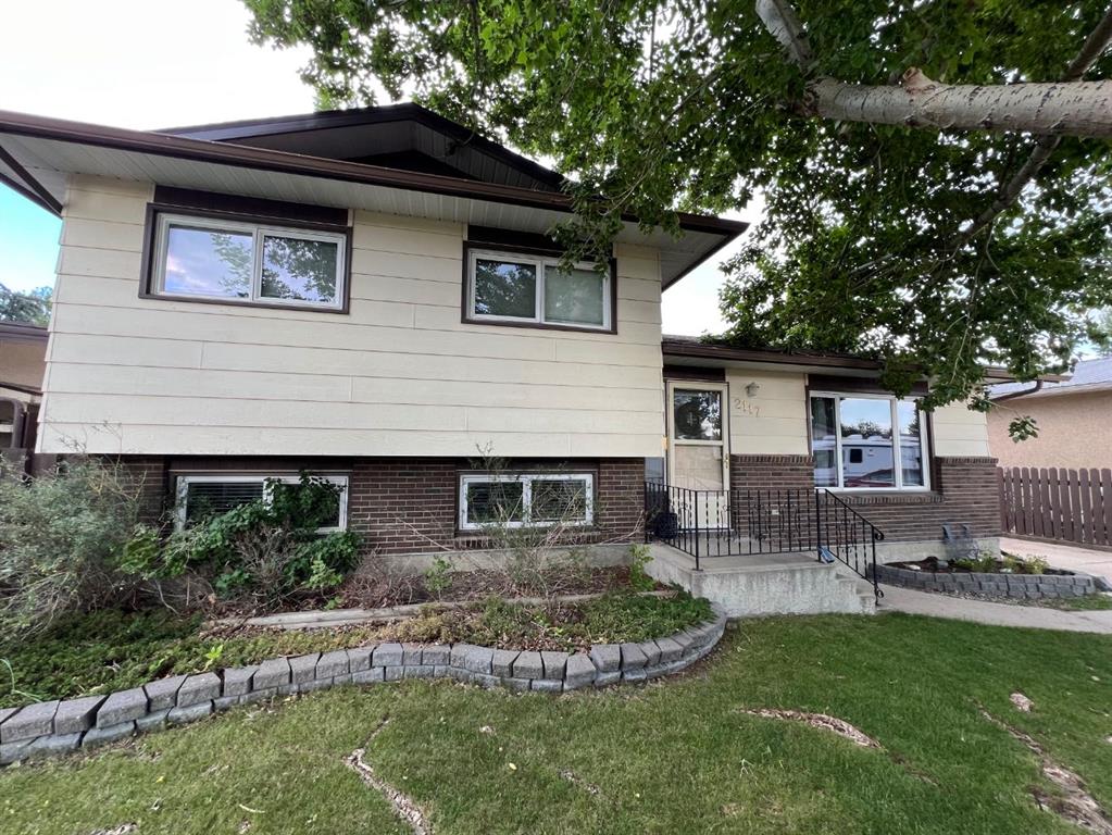 2117 10a Street Property Photo 1