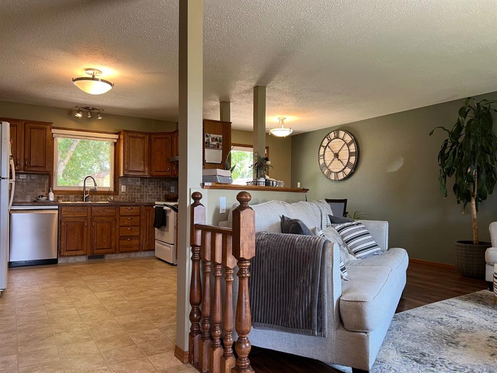 2117 10a Street Property Photo 6