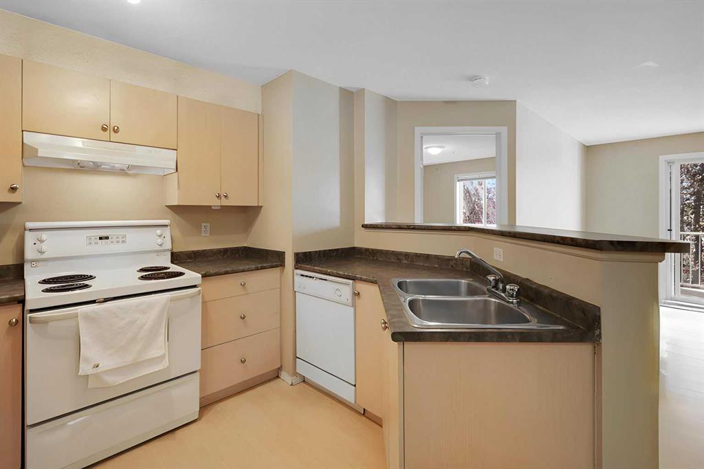 1717 60 228 Property Photo 13