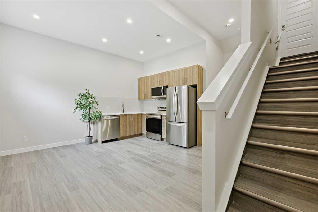 76 Ambleton Street Property Photo 26