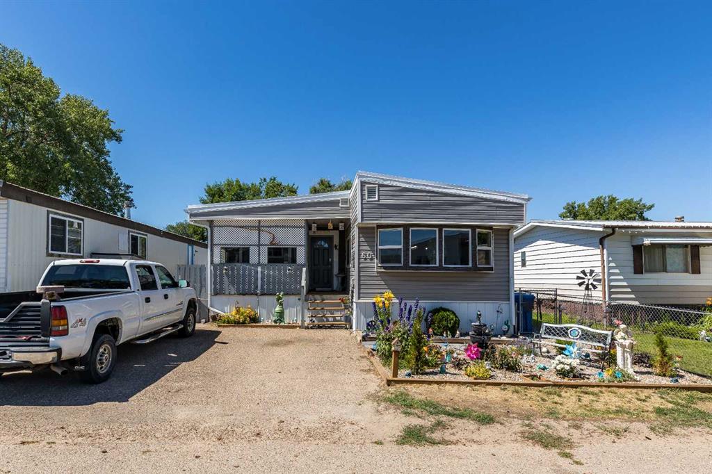 60 De Havilland Boulevard Property Photo 1
