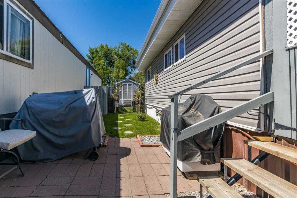 60 De Havilland Boulevard Property Photo 28