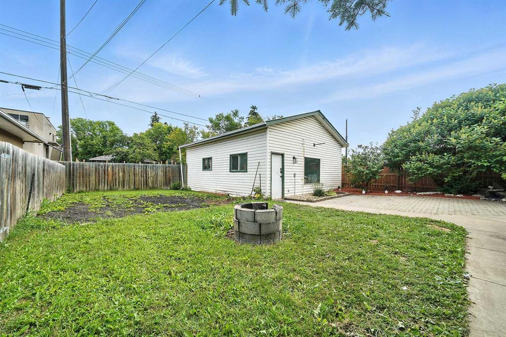 3732 47 Street Property Photo 26