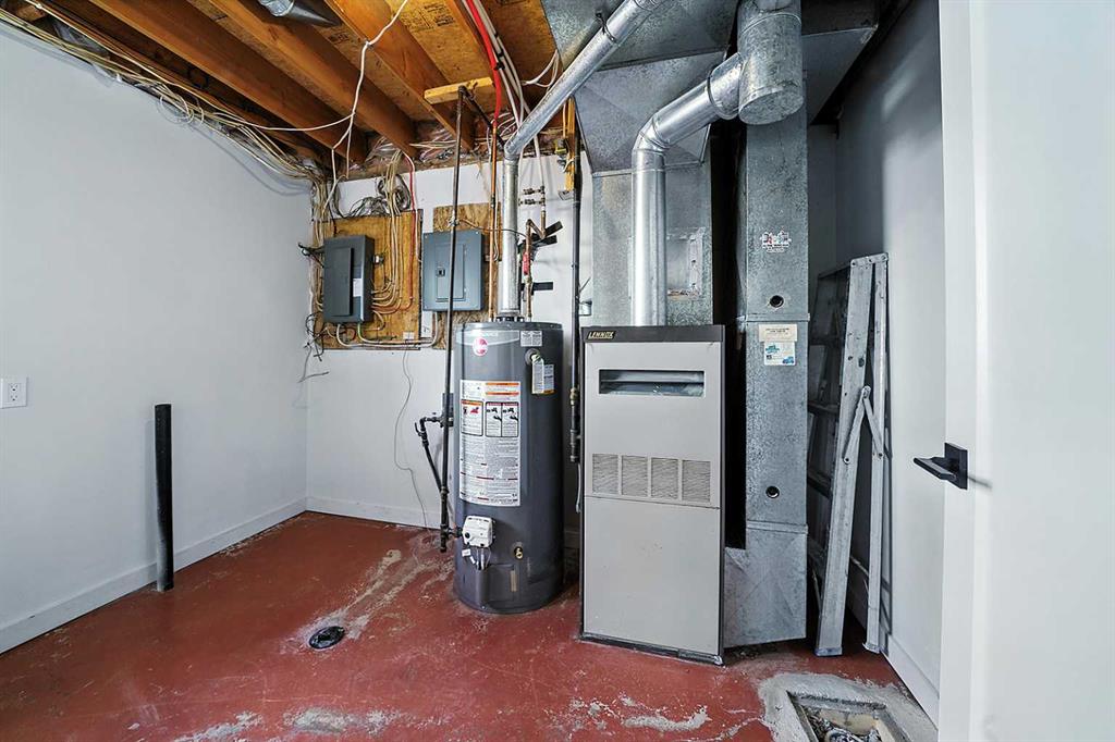 3732 47 Street Property Photo 32