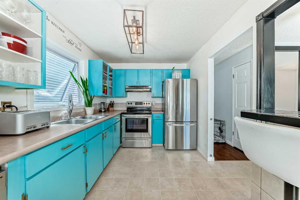 395 Shawcliffe Circle Property Photo 8