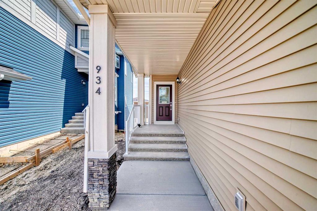 934 Bayview Heights Property Photo 3