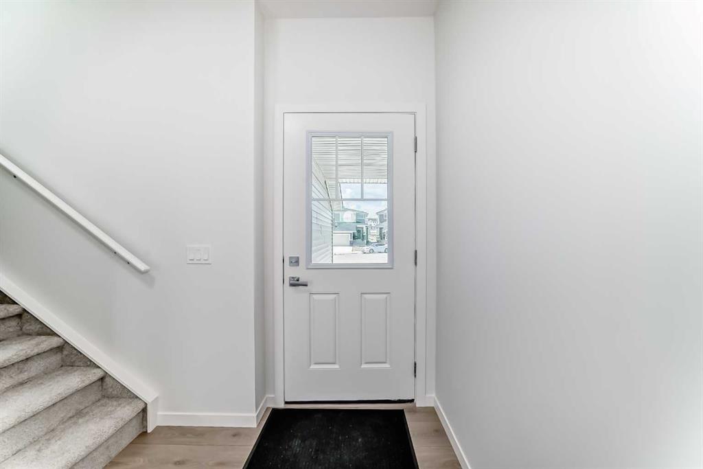934 Bayview Heights Property Photo 4