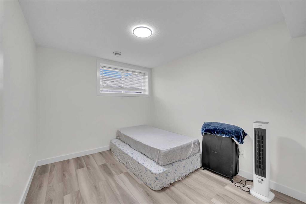 229 Cornerbrook Common Property Photo 39