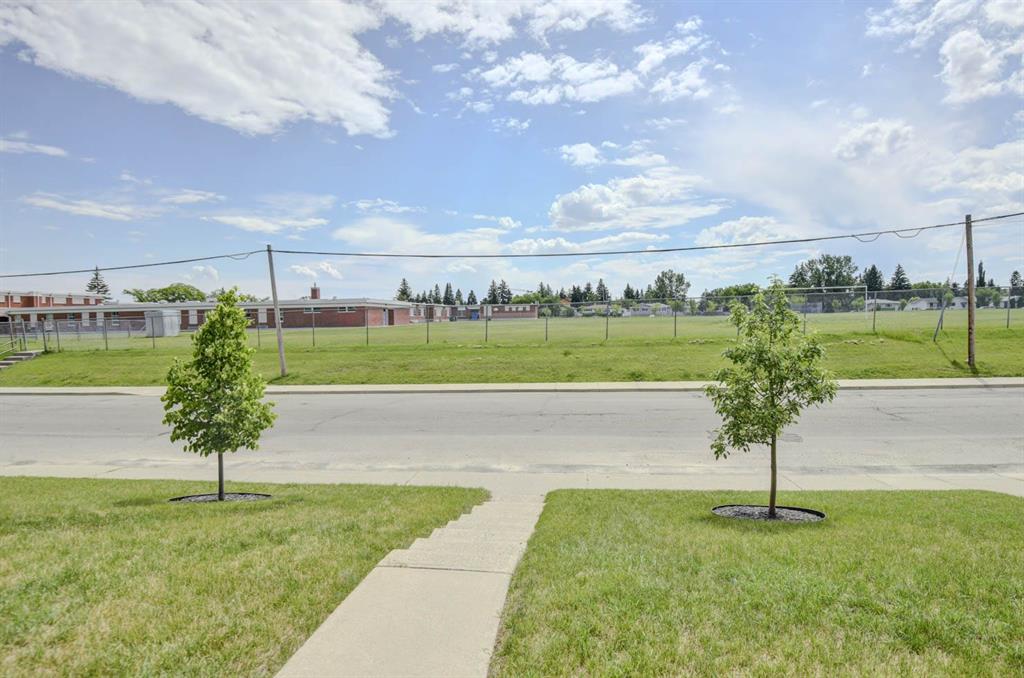 4732 8 Avenue Property Photo 43