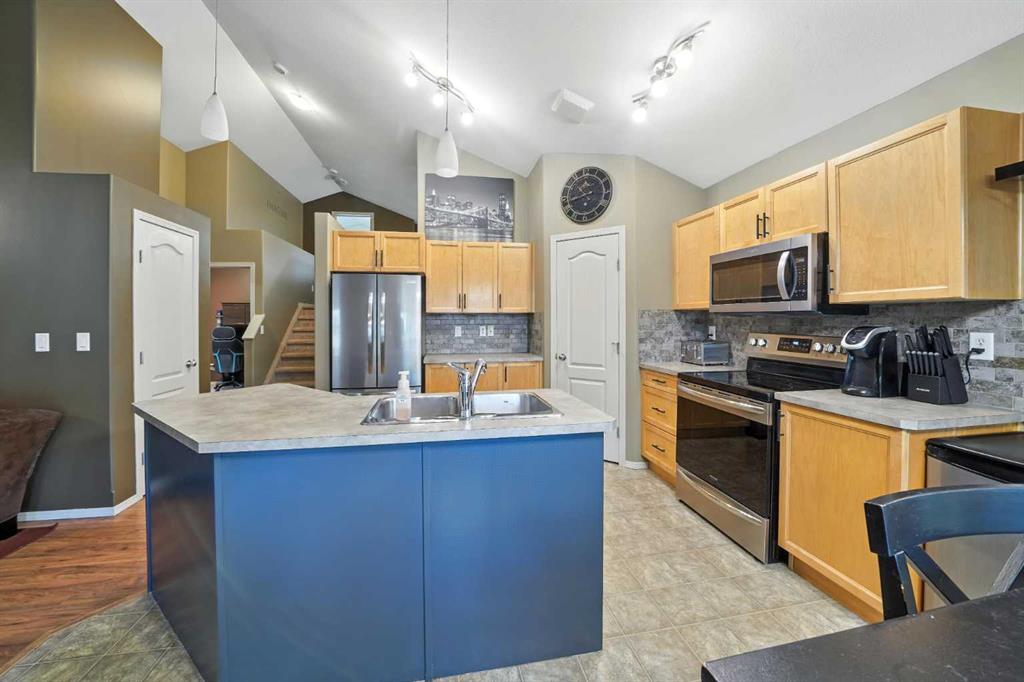 11 Wiley Crescent Property Photo 4