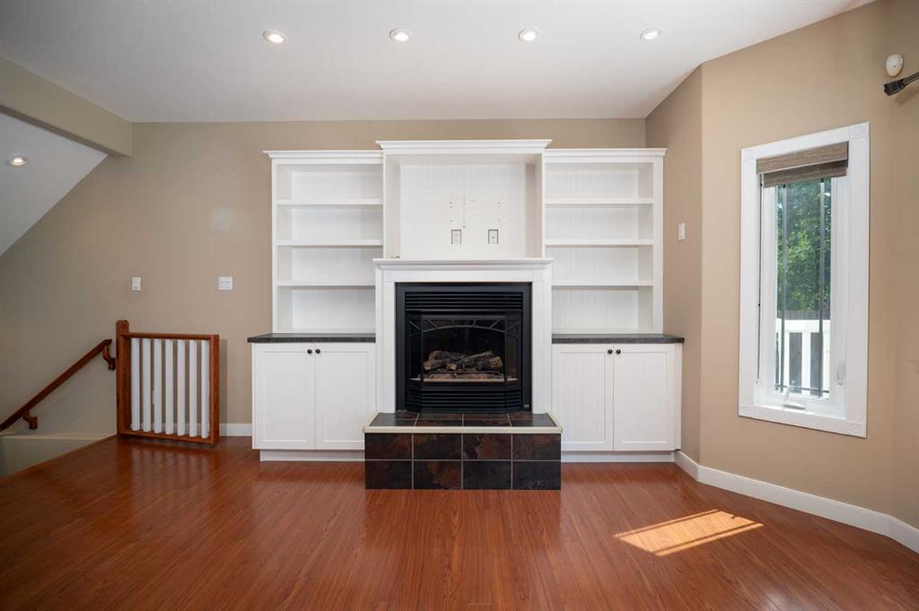 2812 45 Avenue Property Photo 6