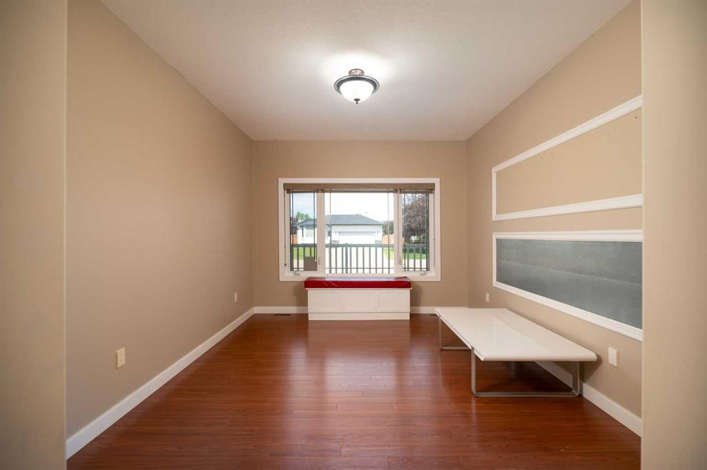 2812 45 Avenue Property Photo 11