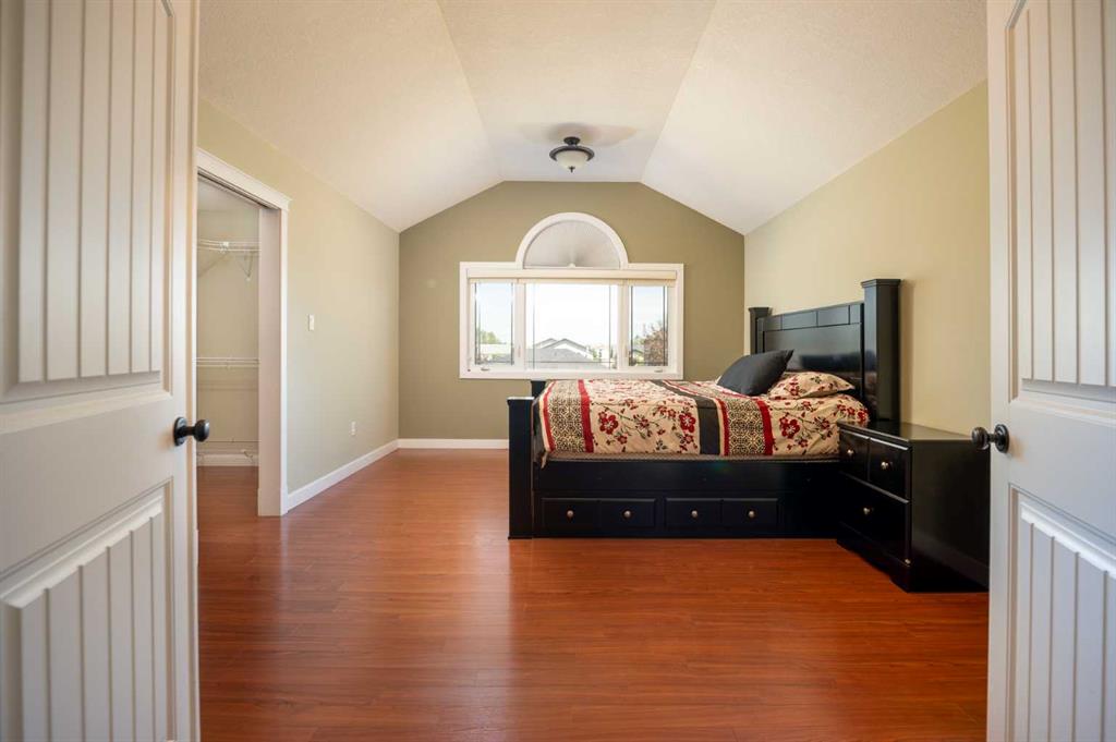 2812 45 Avenue Property Photo 15