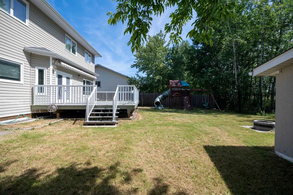 2812 45 Avenue Property Photo 41