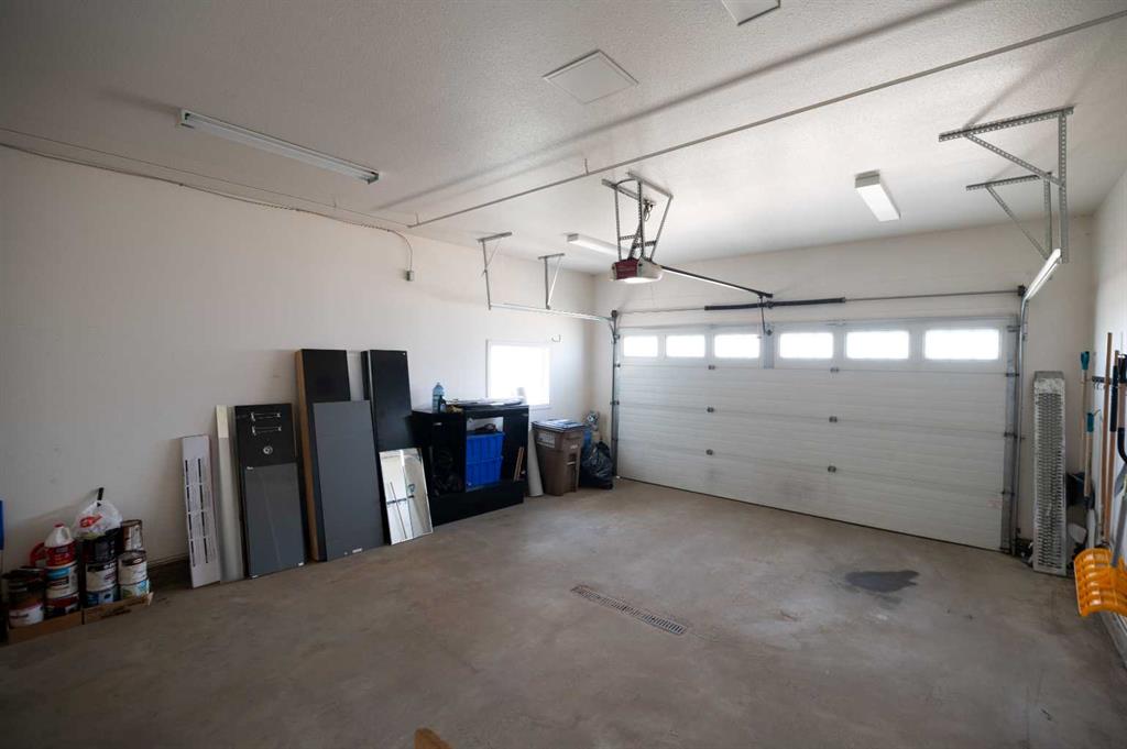 2812 45 Avenue Property Photo 42