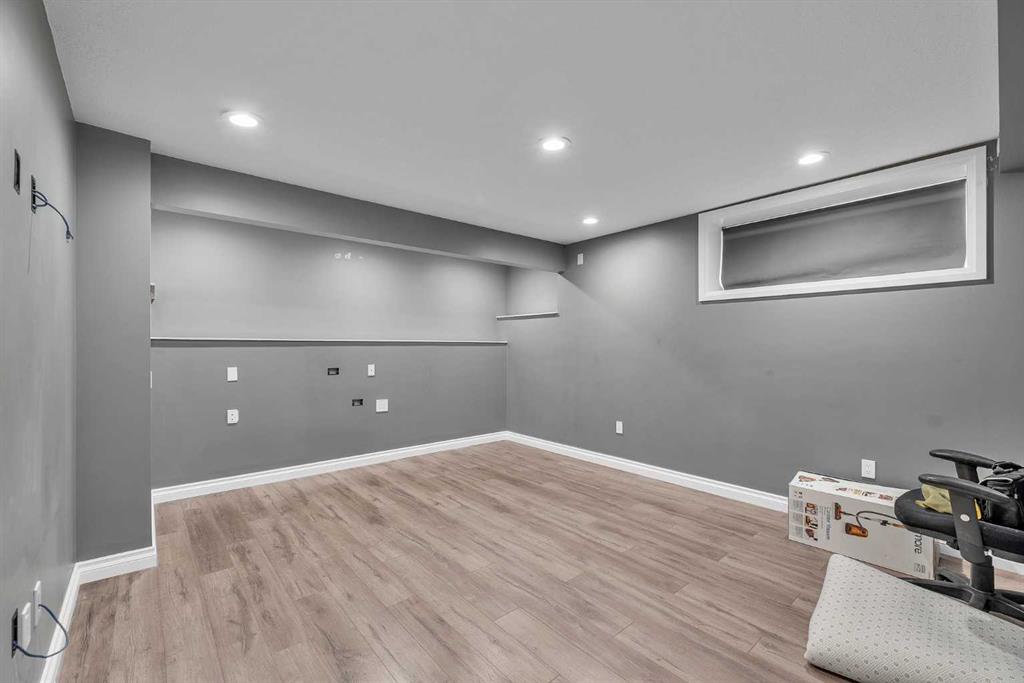 188 Panamount Manor Property Photo 20
