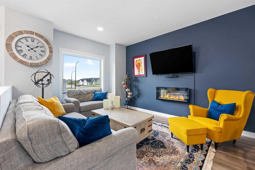 5512 14 Street Property Photo 5